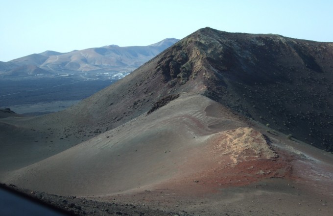 Lanzarote: Vulkane, Höhlen und Kunst Bild